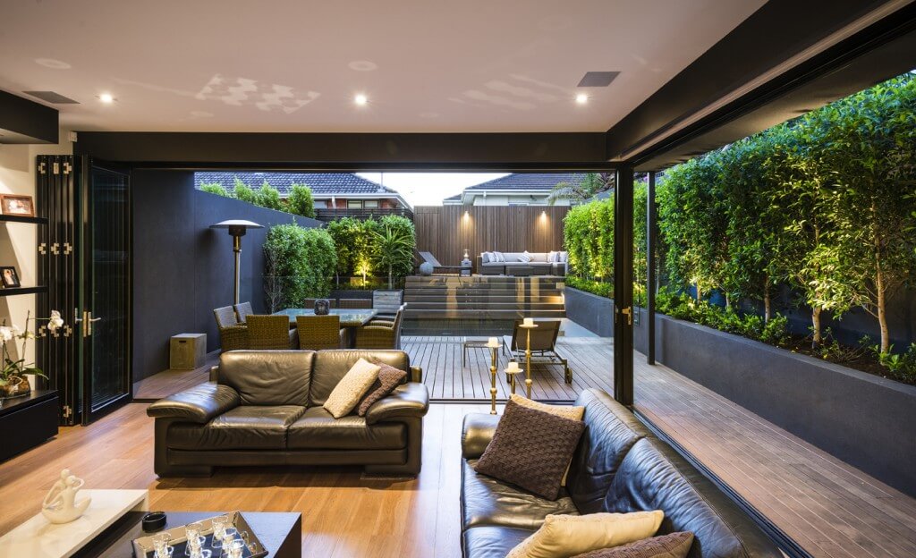 CAULFIELD NORTH Esjay Landscapes